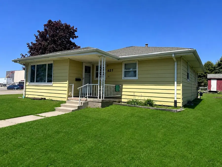 421 W Calhoun Street, Cuba City, WI 53807 - #2