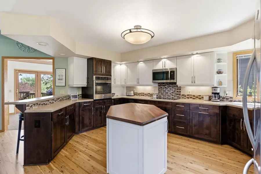 5213 Comanche Way, Madison, WI 53704 - #3