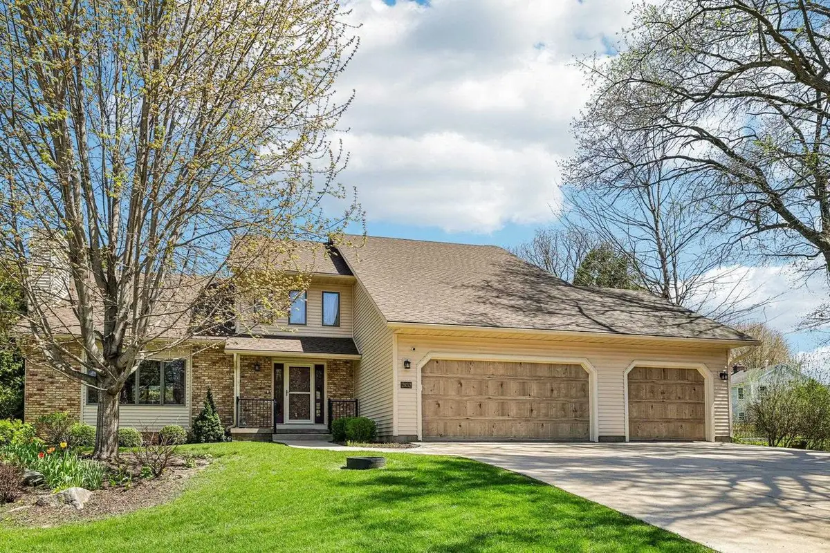 2832 Marledge Street, Fitchburg, WI 53711 - #1
