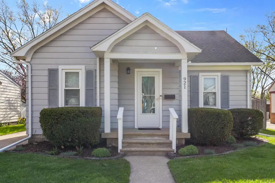 921 Cleveland Street, Beloit, WI 53511 - #3