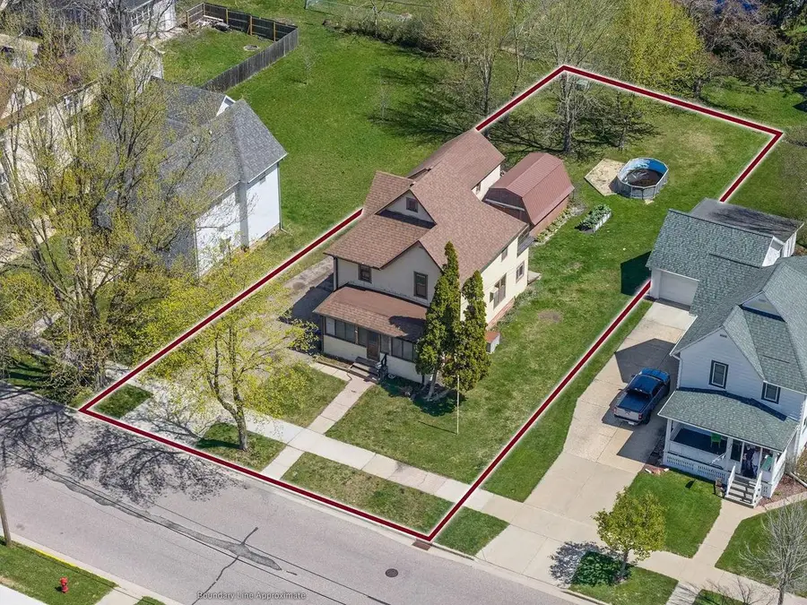 315 Pine Street, Reedsburg, WI 53959 - #2