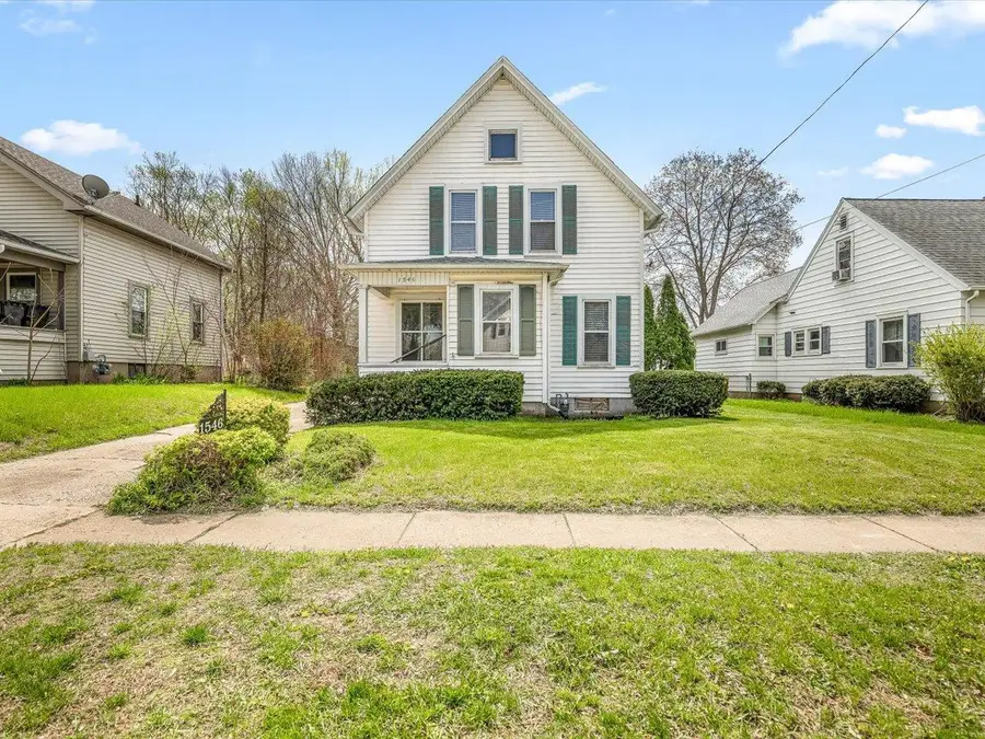 1546 W Grand Avenue, Beloit, WI 53511 - #2
