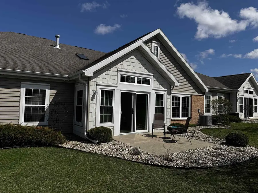 77 Northlight Way #35, Fitchburg, WI 53711 - #3
