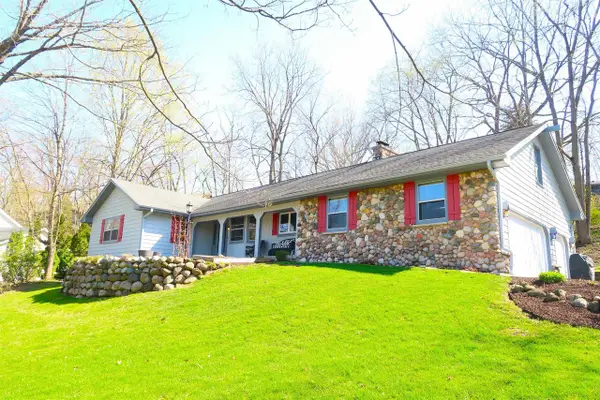 15305 Santa Maria Court, Brookfield, WI 53005