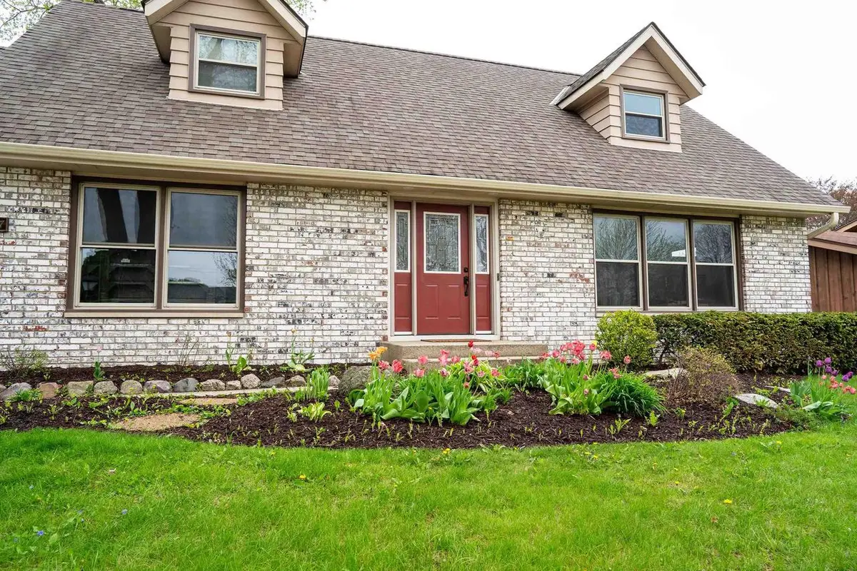 307 7th Street, Waunakee, WI 53597 - #1