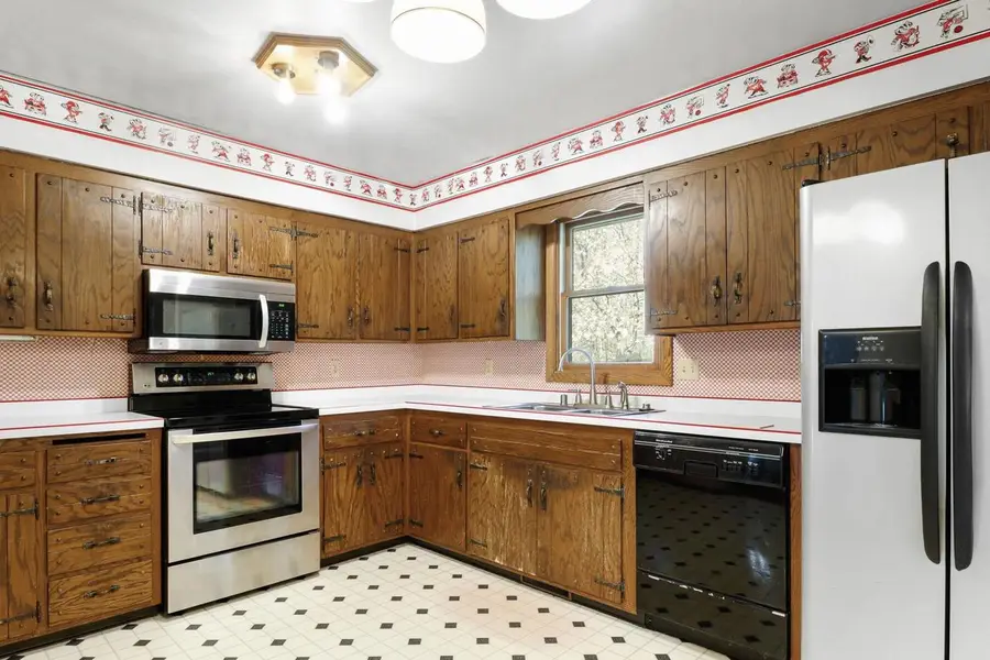 6014 Old Middleton Road, Madison, WI 53705 - #2