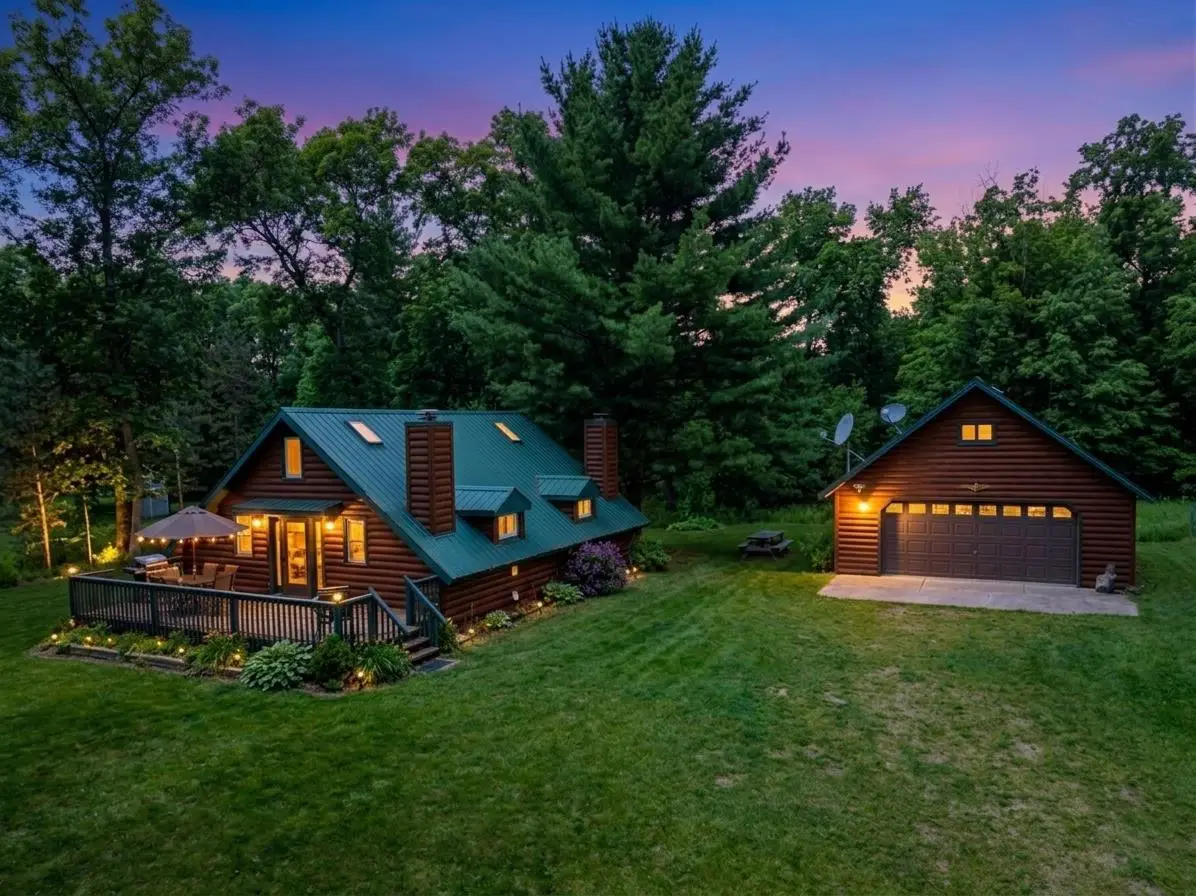 W1620 Cliff House Road, Lyndon Station, WI 53944 - #1