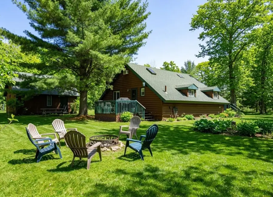 W1620 Cliff House Road, Lyndon Station, WI 53944 - #3