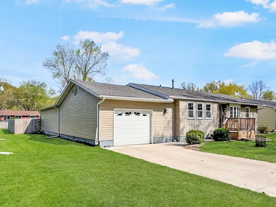 304 S State Street, Prairie Du Chien, WI 53821 - #3