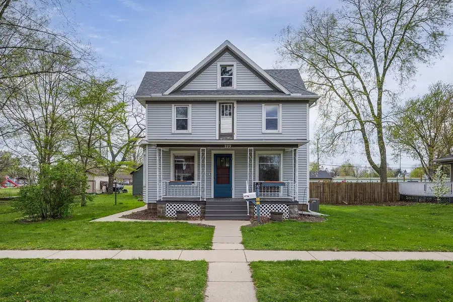 229 Washington Street, Sauk City, WI 53583 - #2