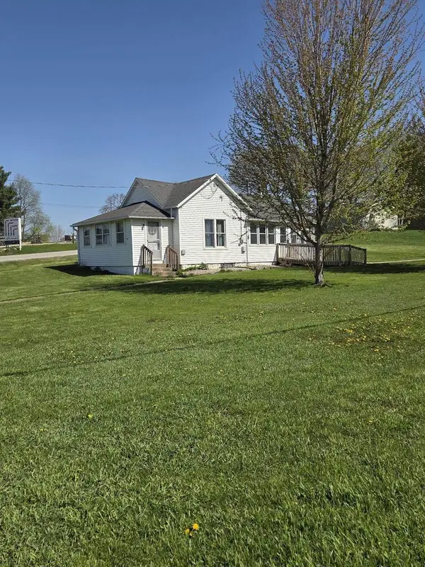 525 Water Street, Shullsburg, WI 53586