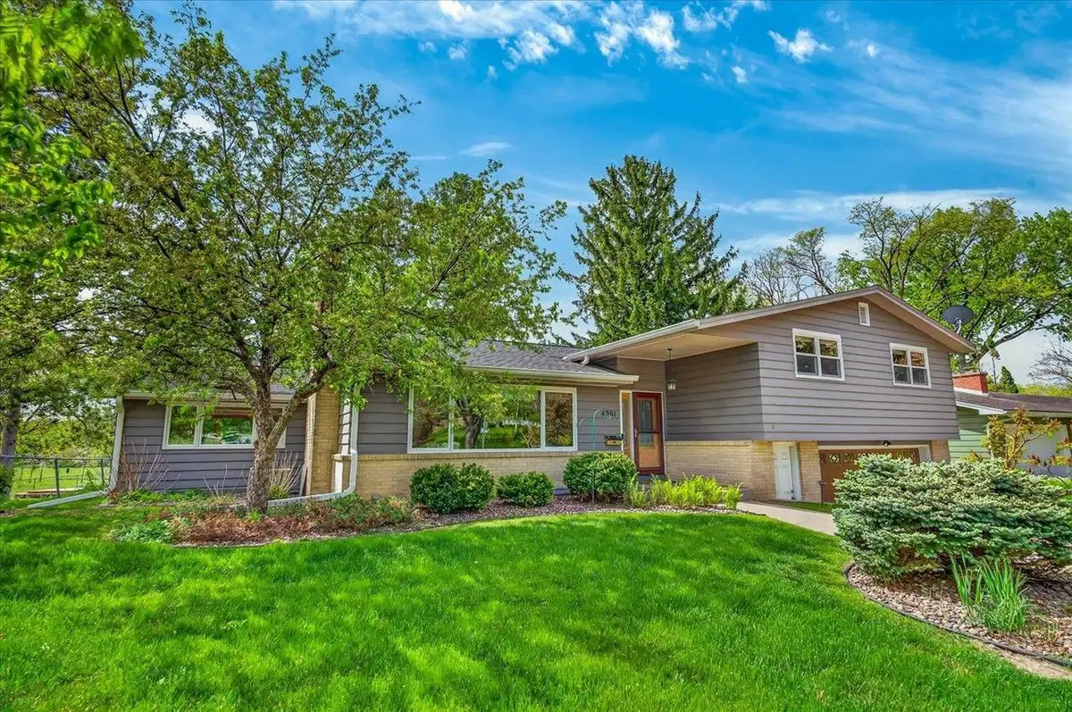 4901 Waukesha Street, Madison, WI 53705 - #1