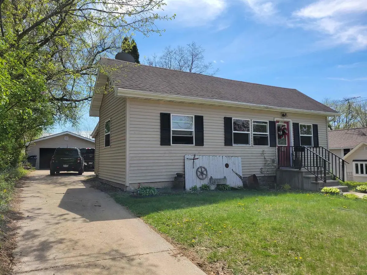 1306 Sharon Street, Janesville, WI 53545 - #1