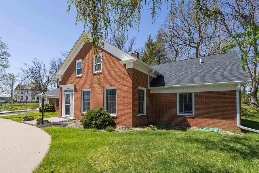 1290 Perry Street, Platteville, WI 53818 - #2