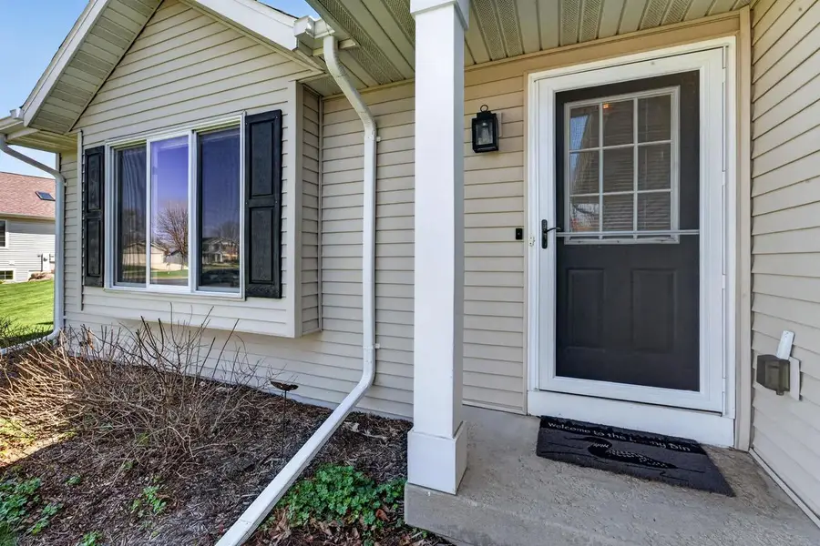 1107 Tara Drive, Sun Prairie, WI 53590 - #2