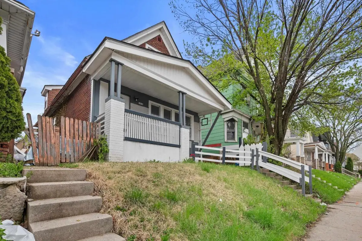 1016 35th Street, Milwaukee, WI 53215 - #1