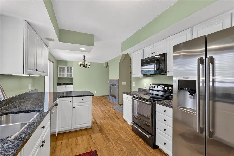 888 Chalfont Drive, Sun Prairie, WI 53590 - #3