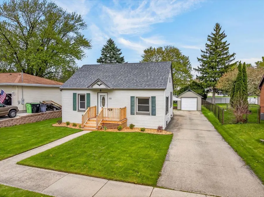 110 Lake Street, Beaver Dam, WI 53916 - #2