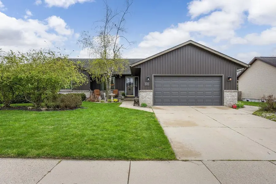 121 Stonehaven Drive, Sun Prairie, WI 53590 - #2