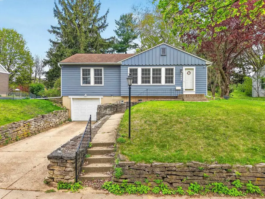 3533 Heather Crest, Madison, WI 53705 - #2
