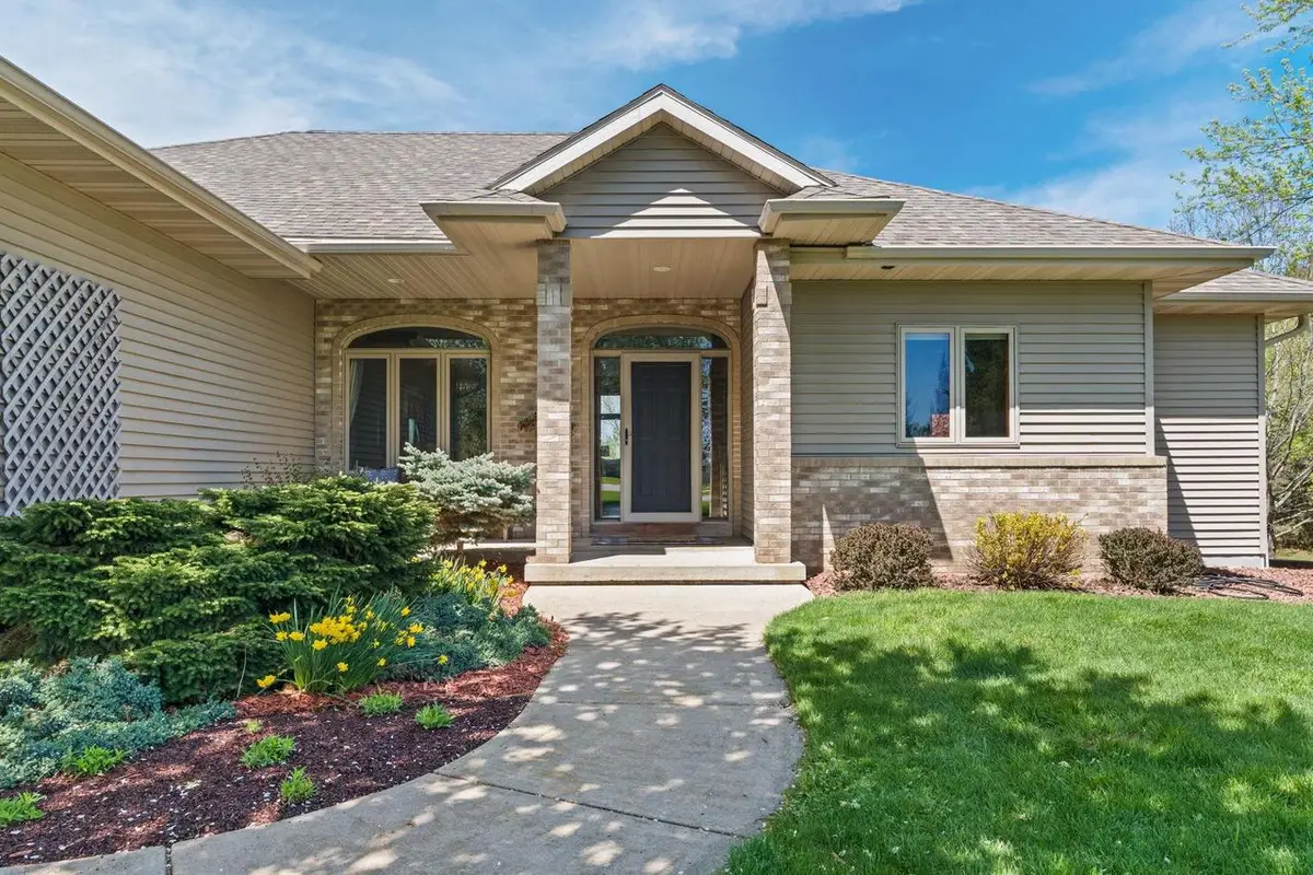 W14110 Crestview Drive, Prairie Du Sac, WI 53578 - #1