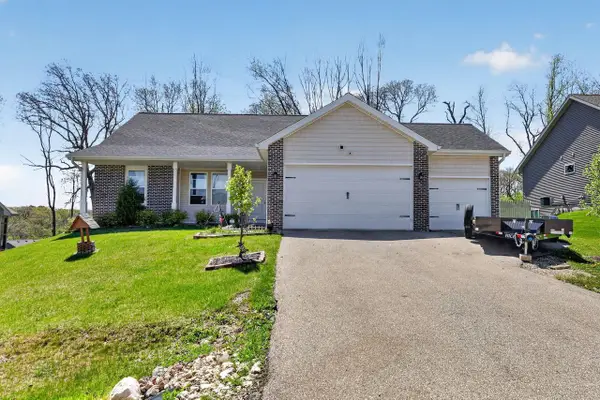 934 Superior Drive, Edgerton, WI 53534