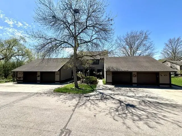 120 Glenview Court, Janesville, WI 53548 - #1