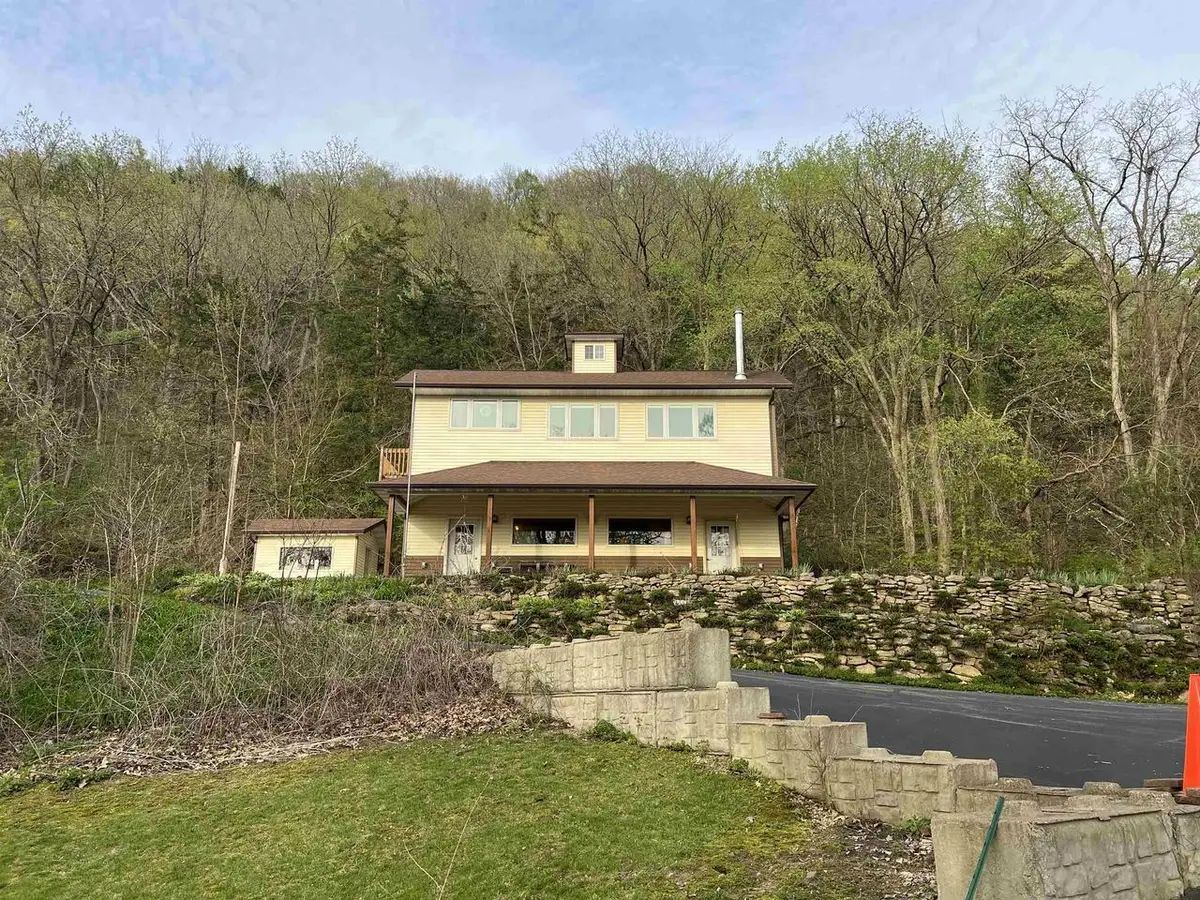 15970 Hwy 35, Ferryville, WI 54628 - #1