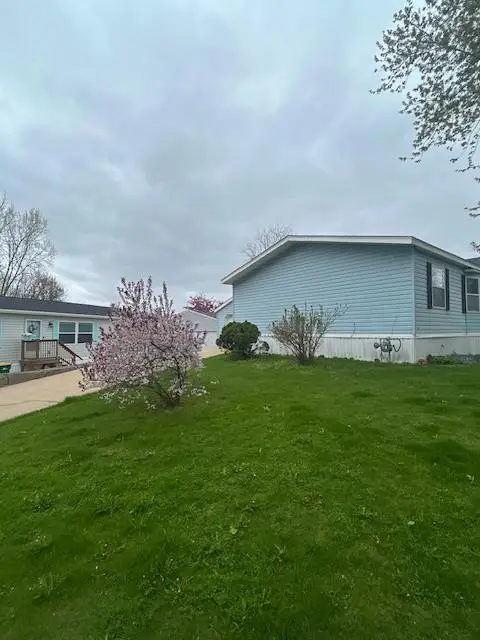 611 Opal Circle, Lannon, WI 53046 - #2