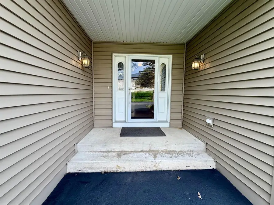 5609 COUNTY ROAD F, Janesville, WI 53545 - #3