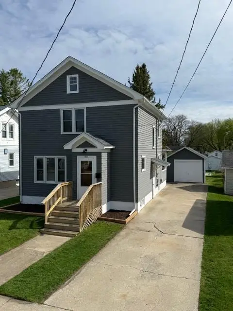 205 James Street, Beaver Dam, WI 53916