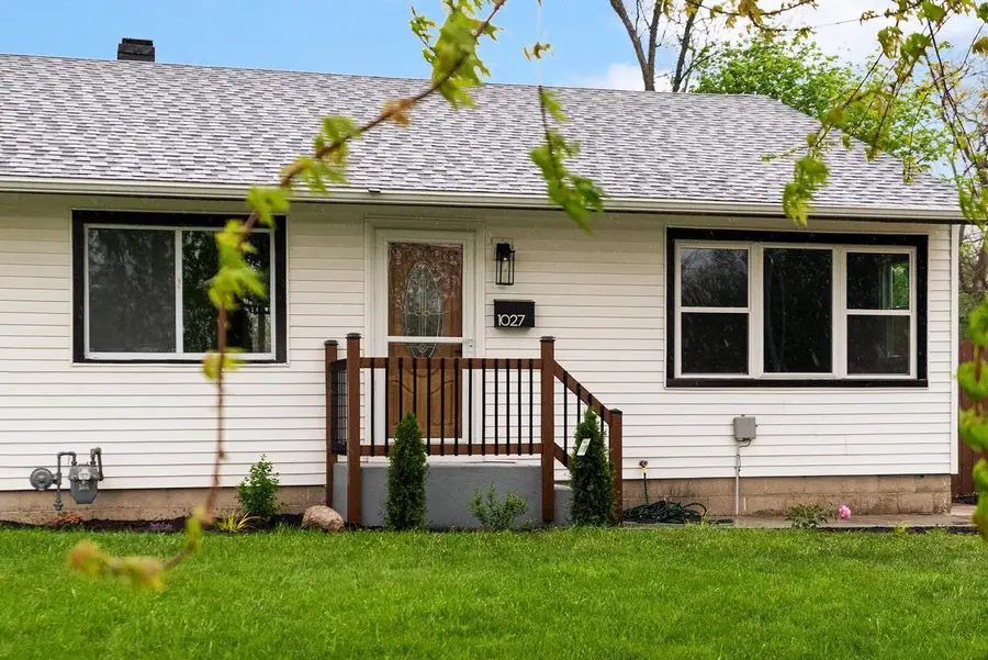 1027 Thomas Street, Janesville, WI 53545 - #3