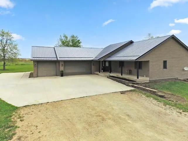 W5493 Center Road, Monroe, WI 53566 - #3