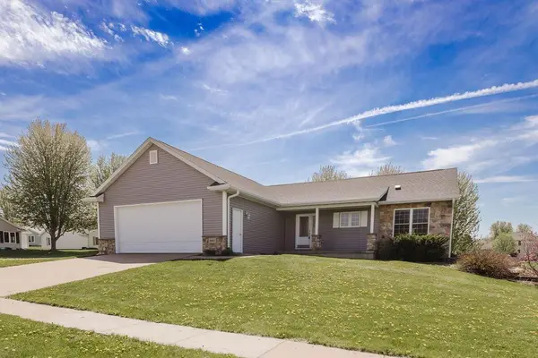 905 Heather Lane, Platteville, WI 53818