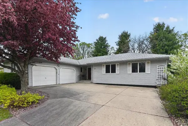 409 Netherwood Street, Oregon, WI 53575