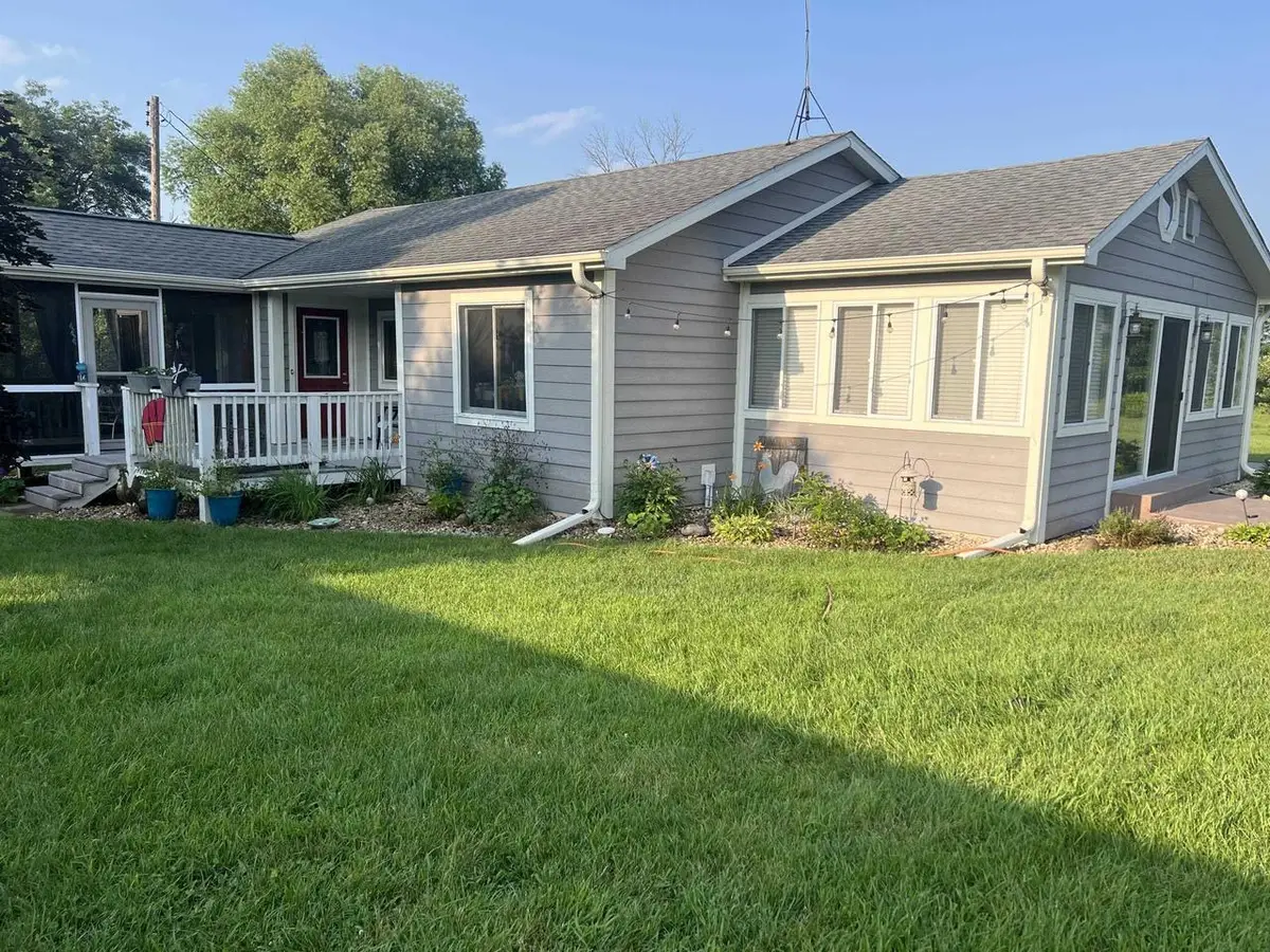 10515 Old Y Road, Mazomanie, WI 53560 - #1