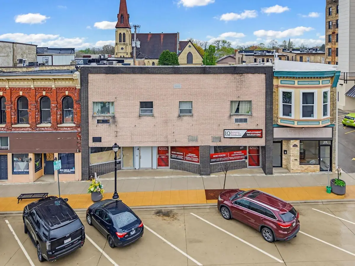 309-313 Milwaukee Street, Janesville, WI 53548 - #1