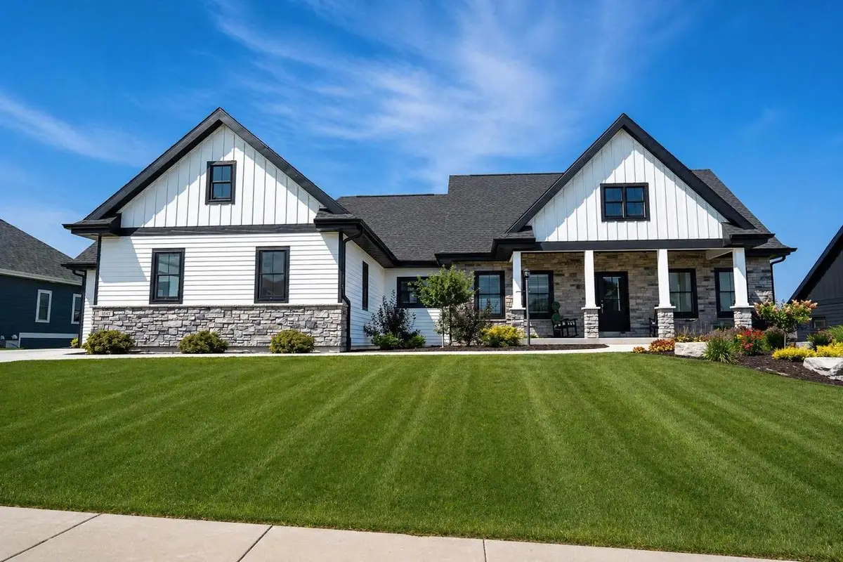 1045 Augusta Drive, Oregon, WI 53575 - #1