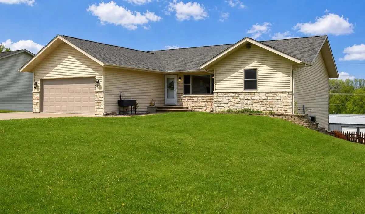 201 Cody Drive, Beaver Dam, WI 53916 - #1
