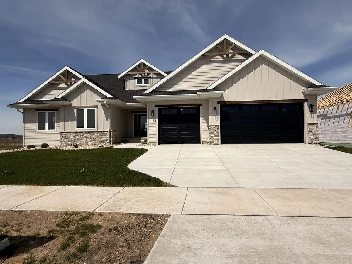 2016 Jack Ryan Drive, Prairie Du Sac, WI 53578 - #1