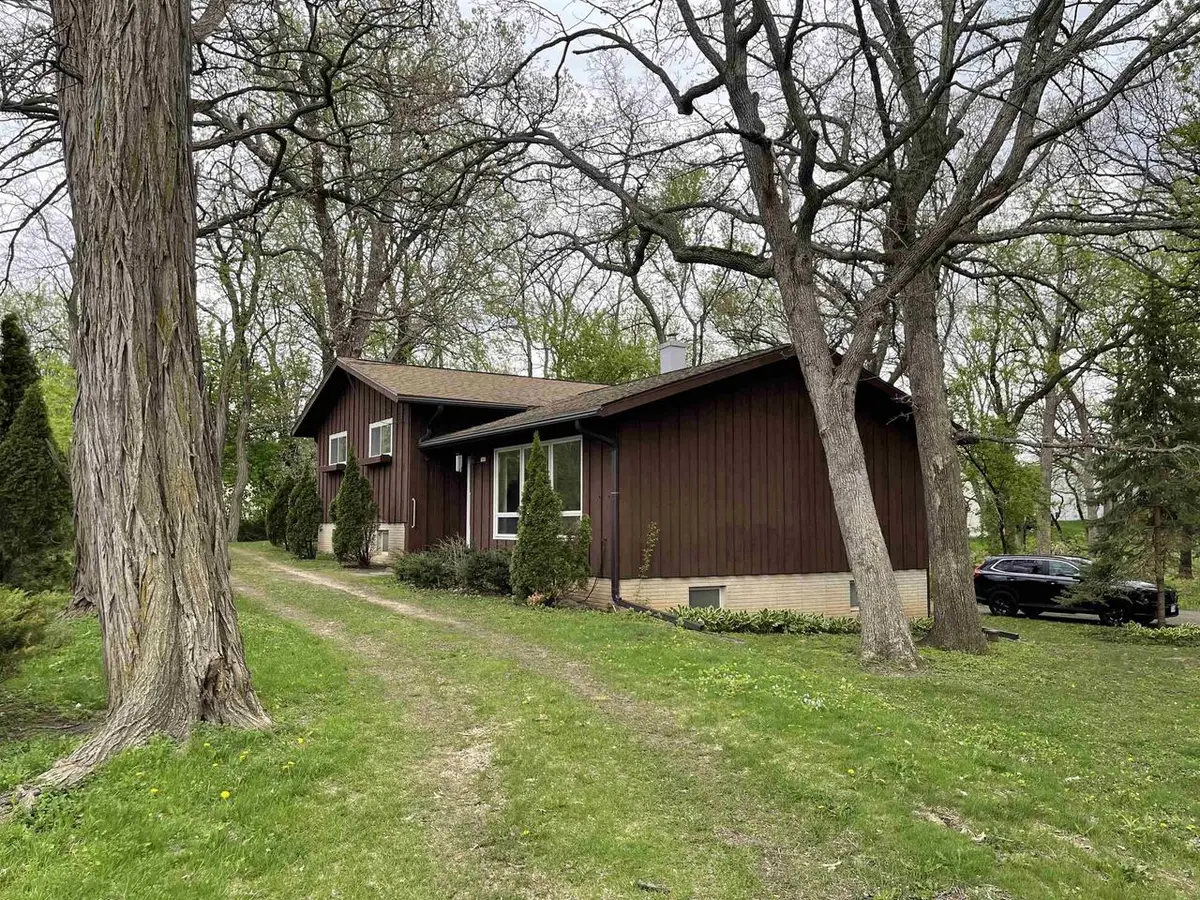 7001 Old Sauk Road, Middleton, WI 53562 - #1