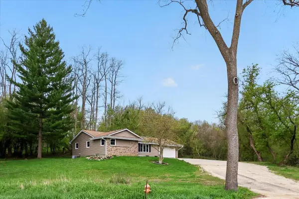 2027 Washington Street, Janesville, WI 53548