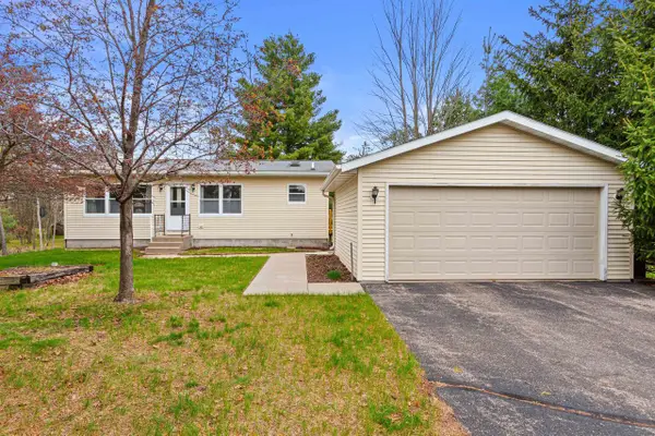 960 & 962 Falk Court, Nekoosa, WI 54457