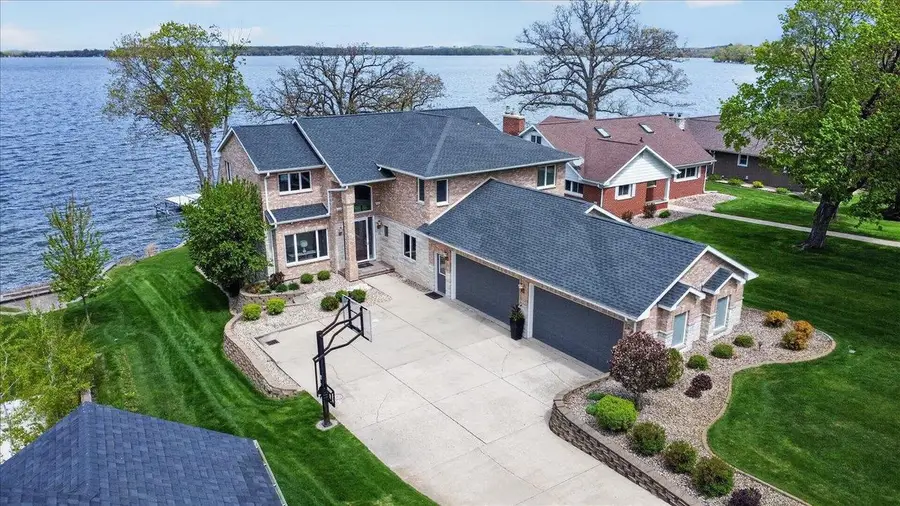3066 Shadyside Drive, Stoughton, WI 53589 - #3