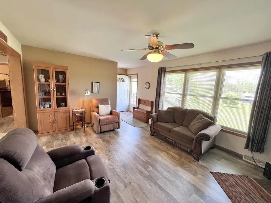 28613 Gunderson Street, Lone Rock, WI 53556 - #3