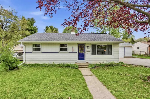 4417 Jay Drive, Madison, WI 53704