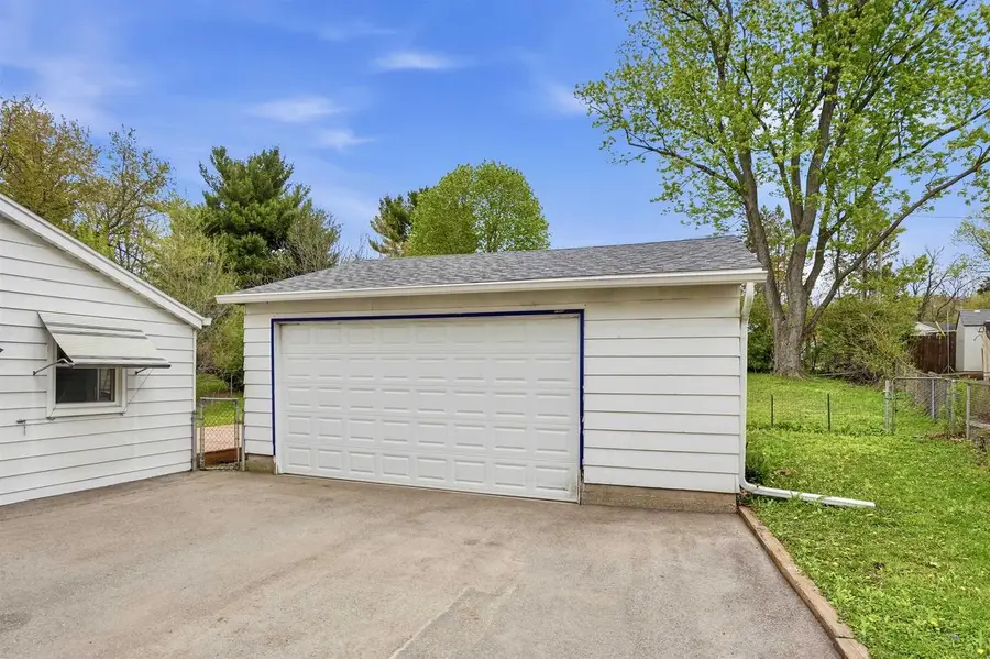 4417 Jay Drive, Madison, WI 53704 - #2