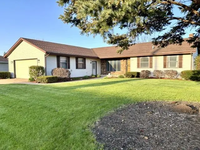 226 Beechwood Drive, Janesville, WI 53548 - #2