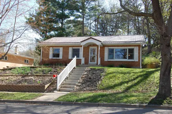 909 Park Street, Richland Center, WI 53581