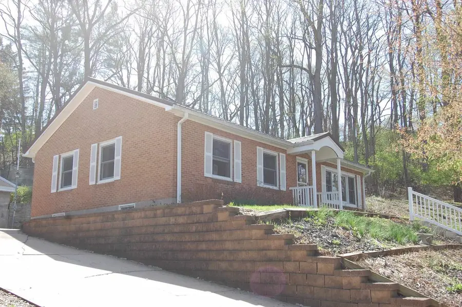 909 Park Street, Richland Center, WI 53581 - #2